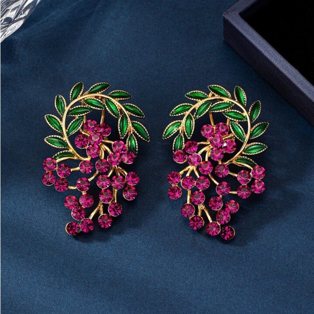 Kirks Folly Gold Tone Purple Grape Rhinestone Stud Earrings NWOT - Picture 2 of 12